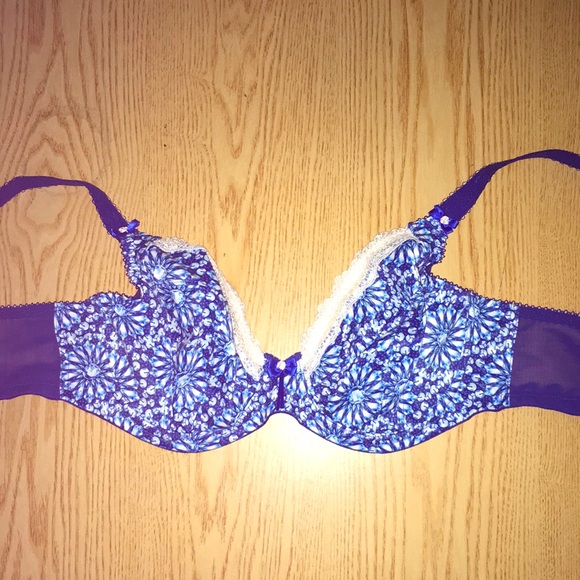 New Elomi Underwire Thck Strap Embroidered Bra Size 36D - Picture 1 of 6